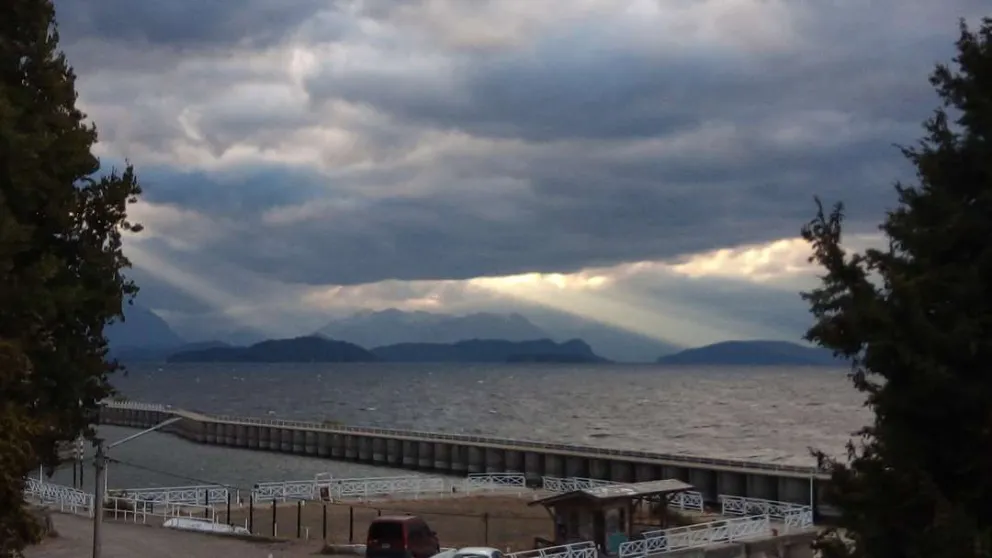 Martes nublado e inestable en Bariloche