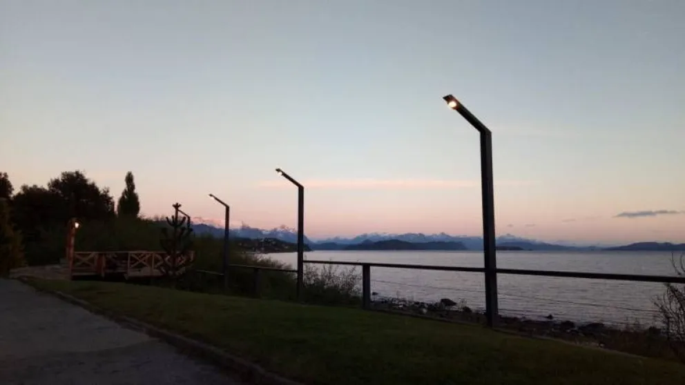 Lunes con cielo parcialmente nublado y 10 grados de máxima en Bariloche