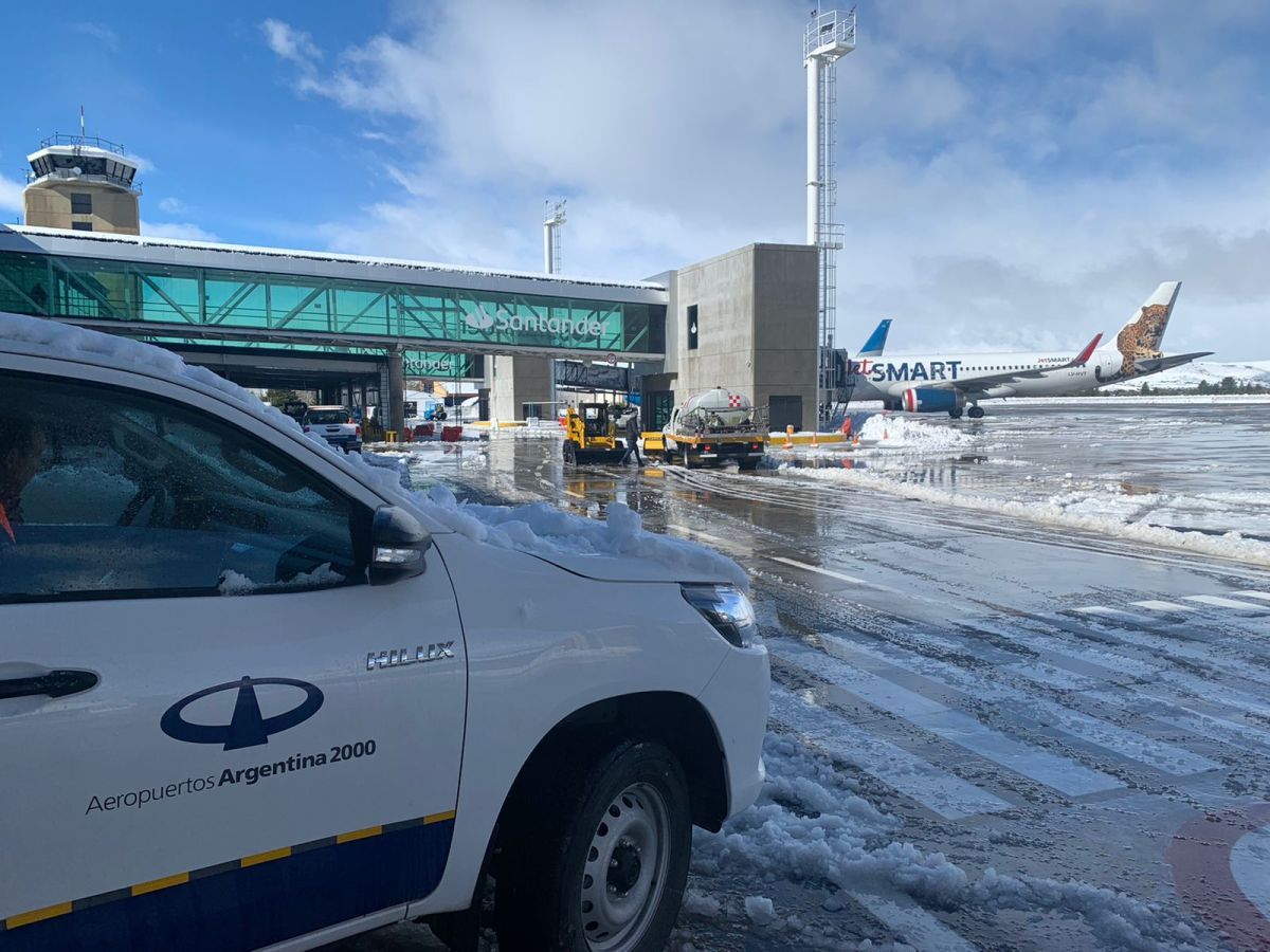Llega el primer vuelo de la temporada directo desde Brasil 