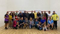 Deportistas locales en el Internacional Squash Master Tour Experience 2022 