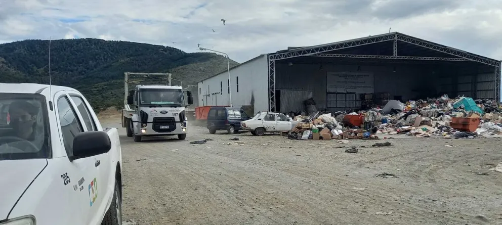 La CEB trabaja junto a la ARB en el reciclado de papel